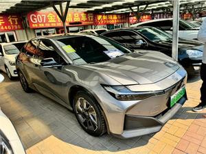 Toyota bZ3 180 kW 2023-03 8000km